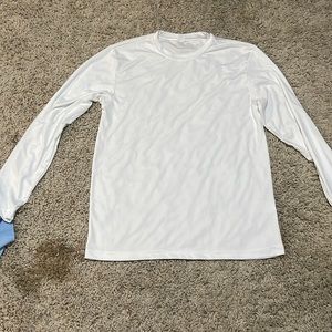 Medium white long sleeve compression shirt